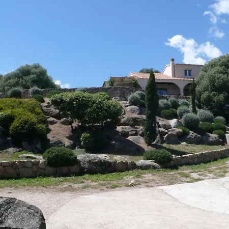 Nyaraló Holiday Casteddu